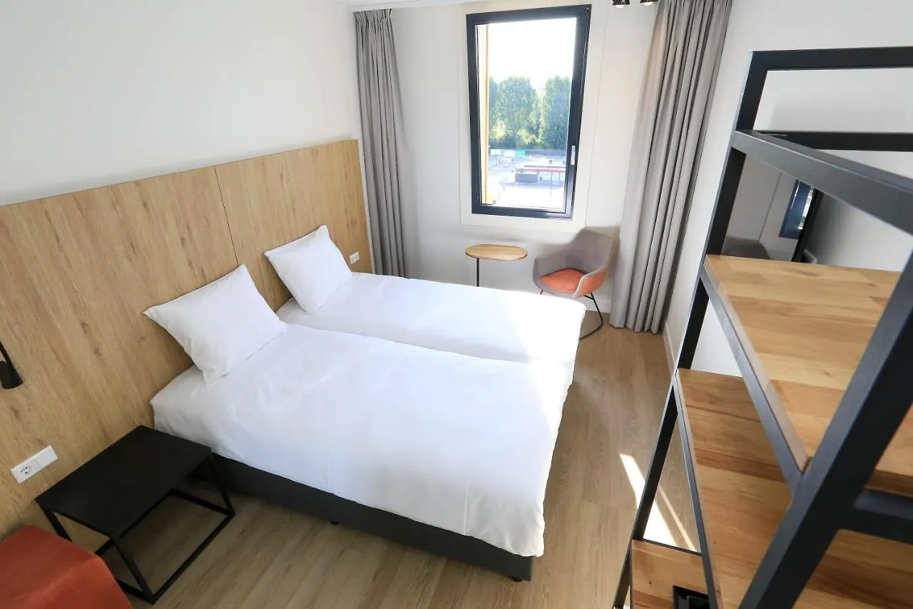 Fletcher Hotel Rotterdam-Airport  Роттердам
